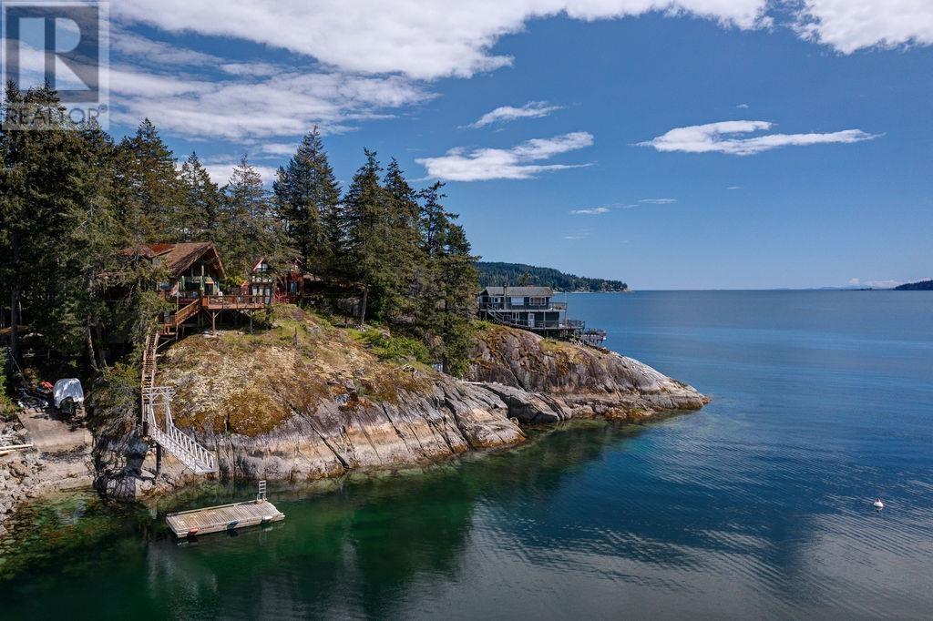 5301 Taylor Crescent, Halfmoon Bay, British Columbia  V0N 1Y2 - Photo 4 - R2929492