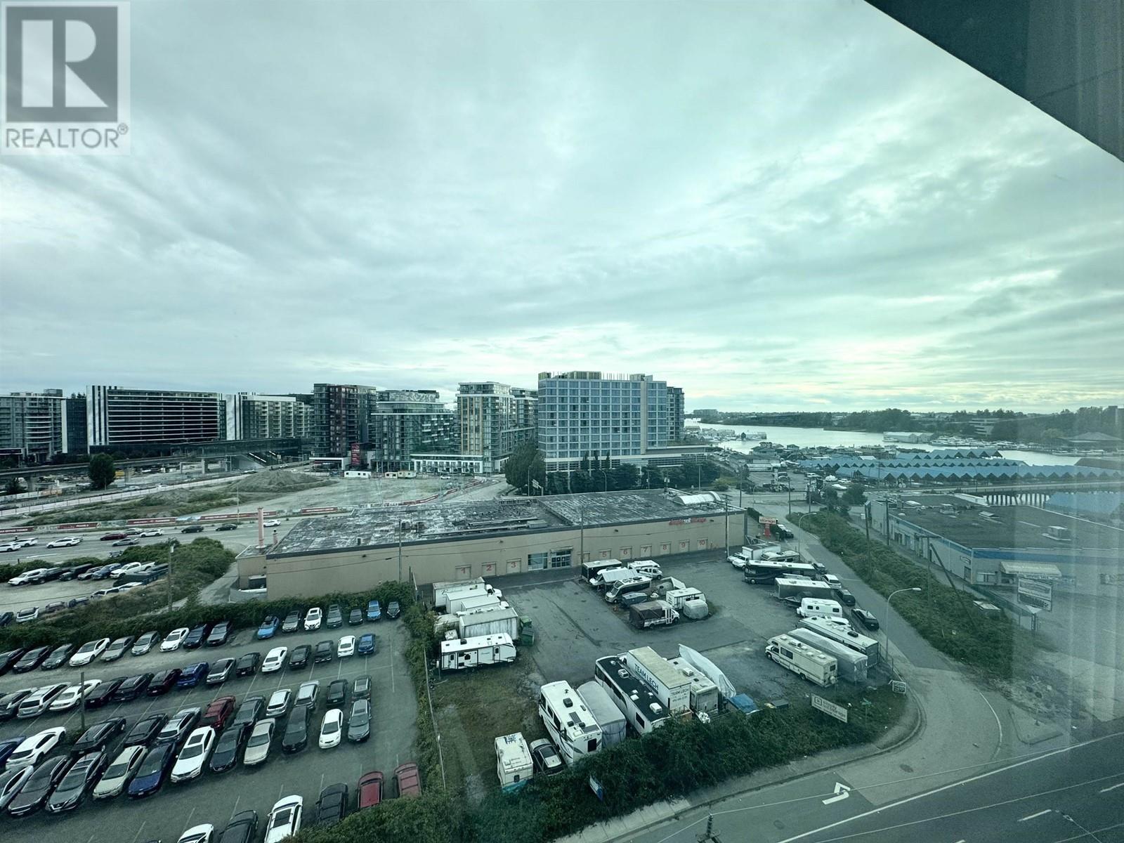 Listing Picture 4 of 5 : 920 8477 BRIDGEPORT ROAD, Richmond / 烈治文 - 魯藝地產 Yvonne Lu Group - MLS Medallion Club Member