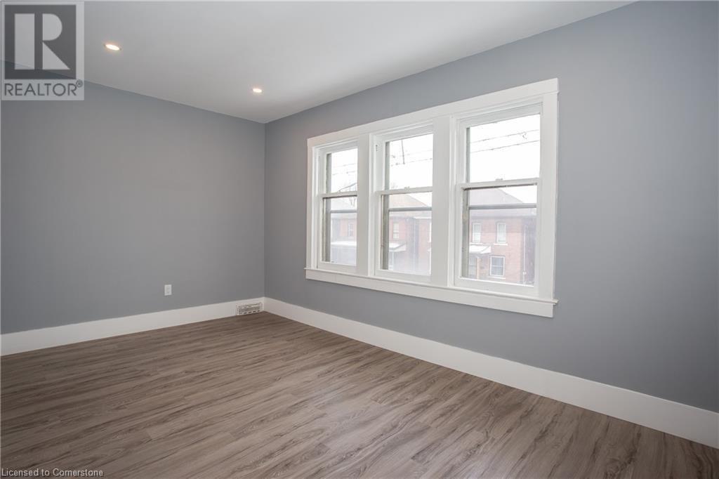 736 Cannon Street E Unit# 3, Hamilton, Ontario  L8L 2G9 - Photo 4 - XH4205510