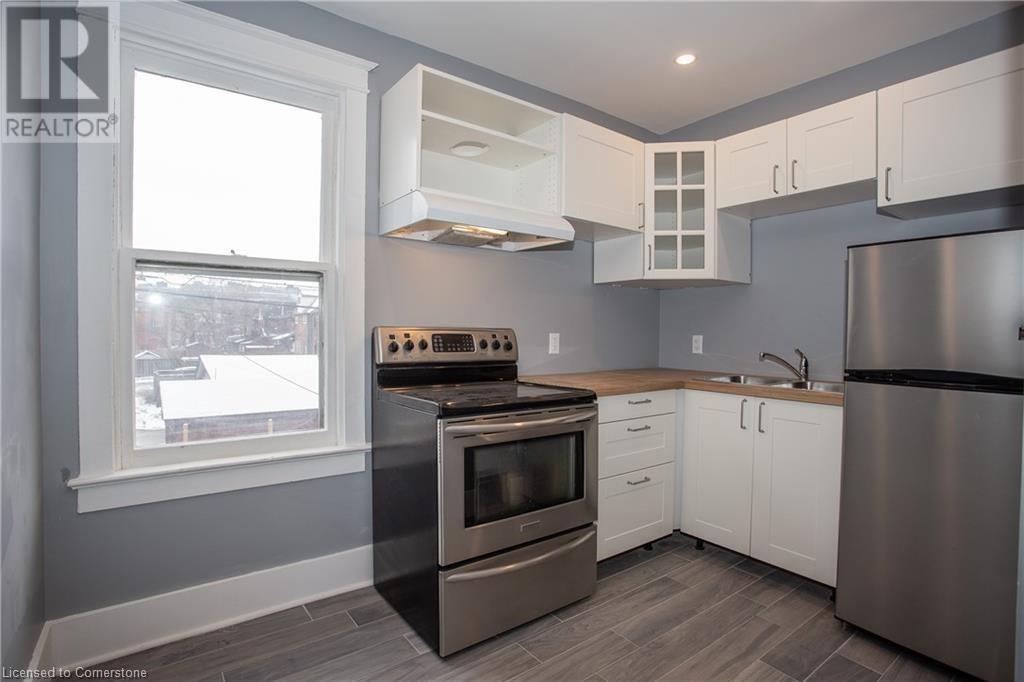 736 Cannon Street E Unit# 3, Hamilton, Ontario  L8L 2G9 - Photo 1 - XH4205510