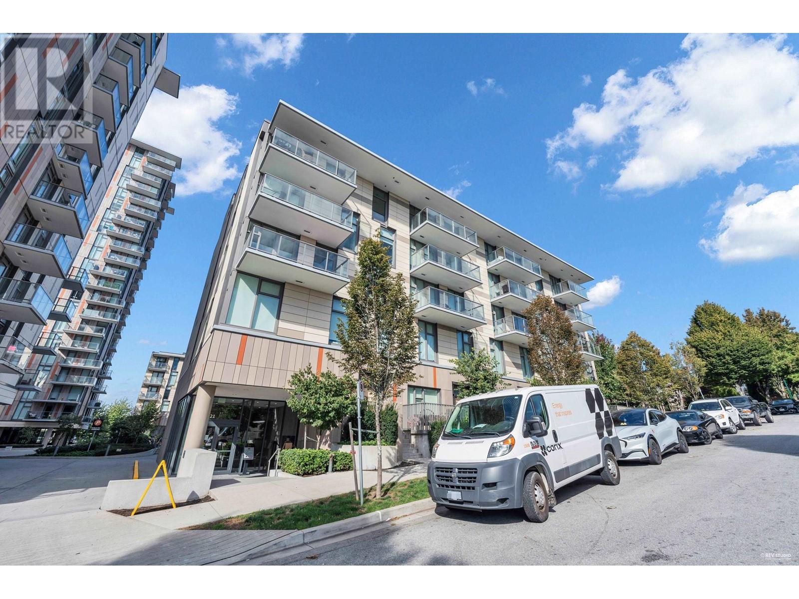 305 8121 Chester Street, Vancouver, British Columbia  V5X 0J9 - Photo 1 - R2928696
