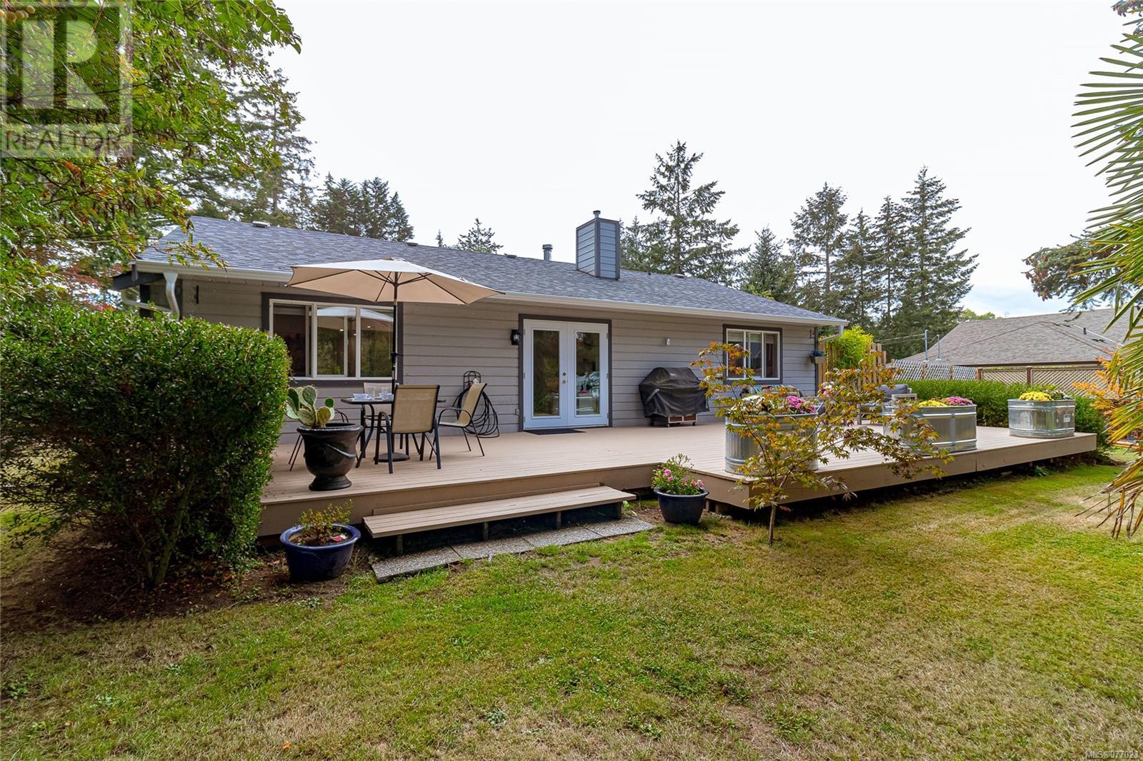 740 Wain Rd, North Saanich, British Columbia  V8L 5N8 - Photo 36 - 977023