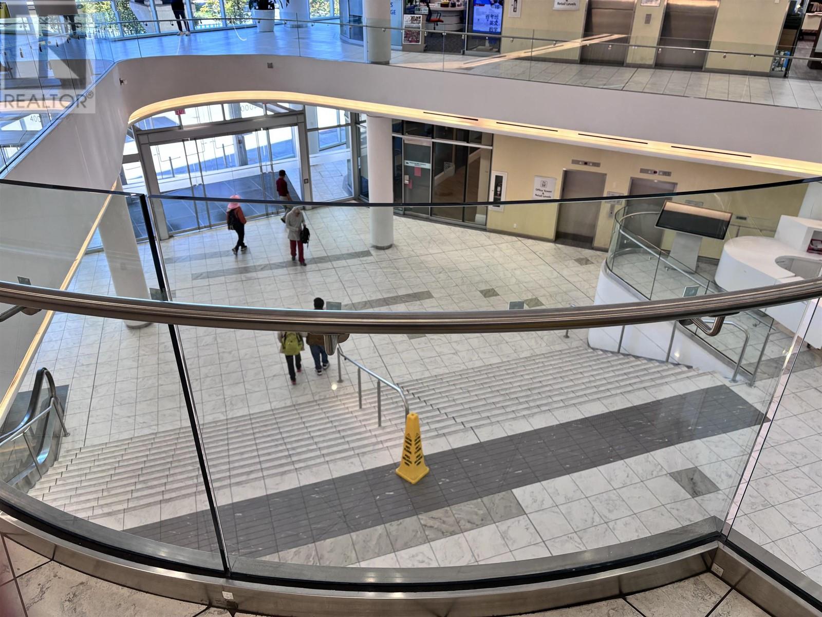 Listing Picture 7 of 7 : 2315 4000 NO. 3 ROAD, Richmond / 烈治文 - 魯藝地產 Yvonne Lu Group - MLS Medallion Club Member