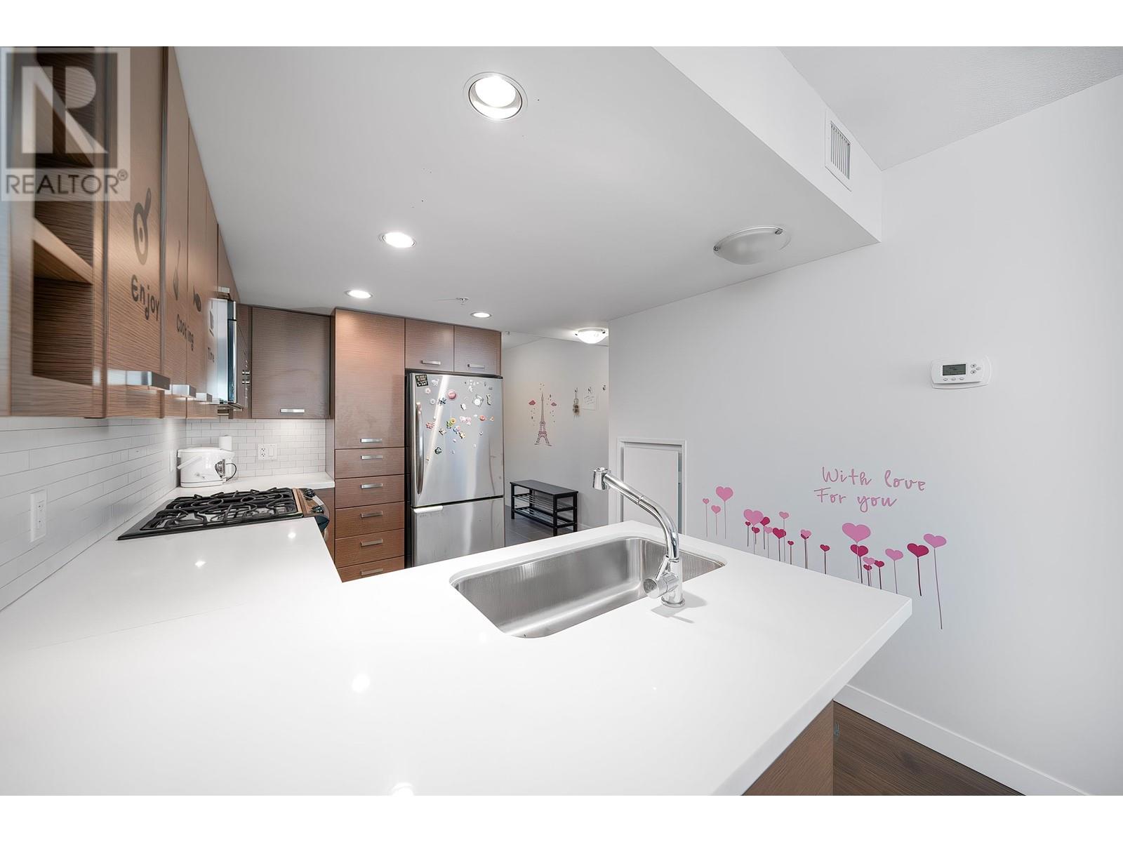 Listing Picture 10 of 37 : 1201 8033 SABA ROAD, Richmond / 烈治文 - 魯藝地產 Yvonne Lu Group - MLS Medallion Club Member