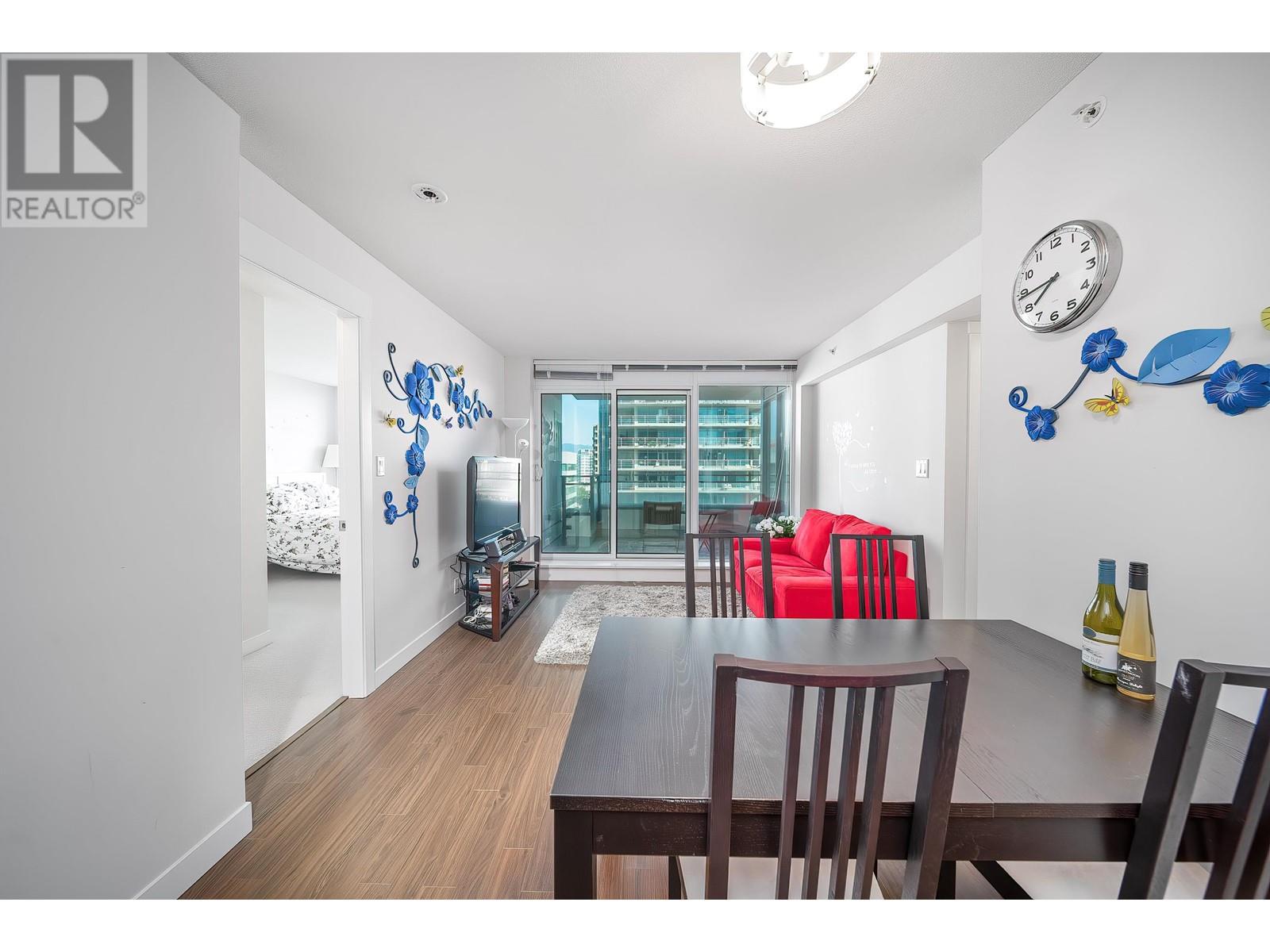 Listing Picture 12 of 37 : 1201 8033 SABA ROAD, Richmond / 烈治文 - 魯藝地產 Yvonne Lu Group - MLS Medallion Club Member