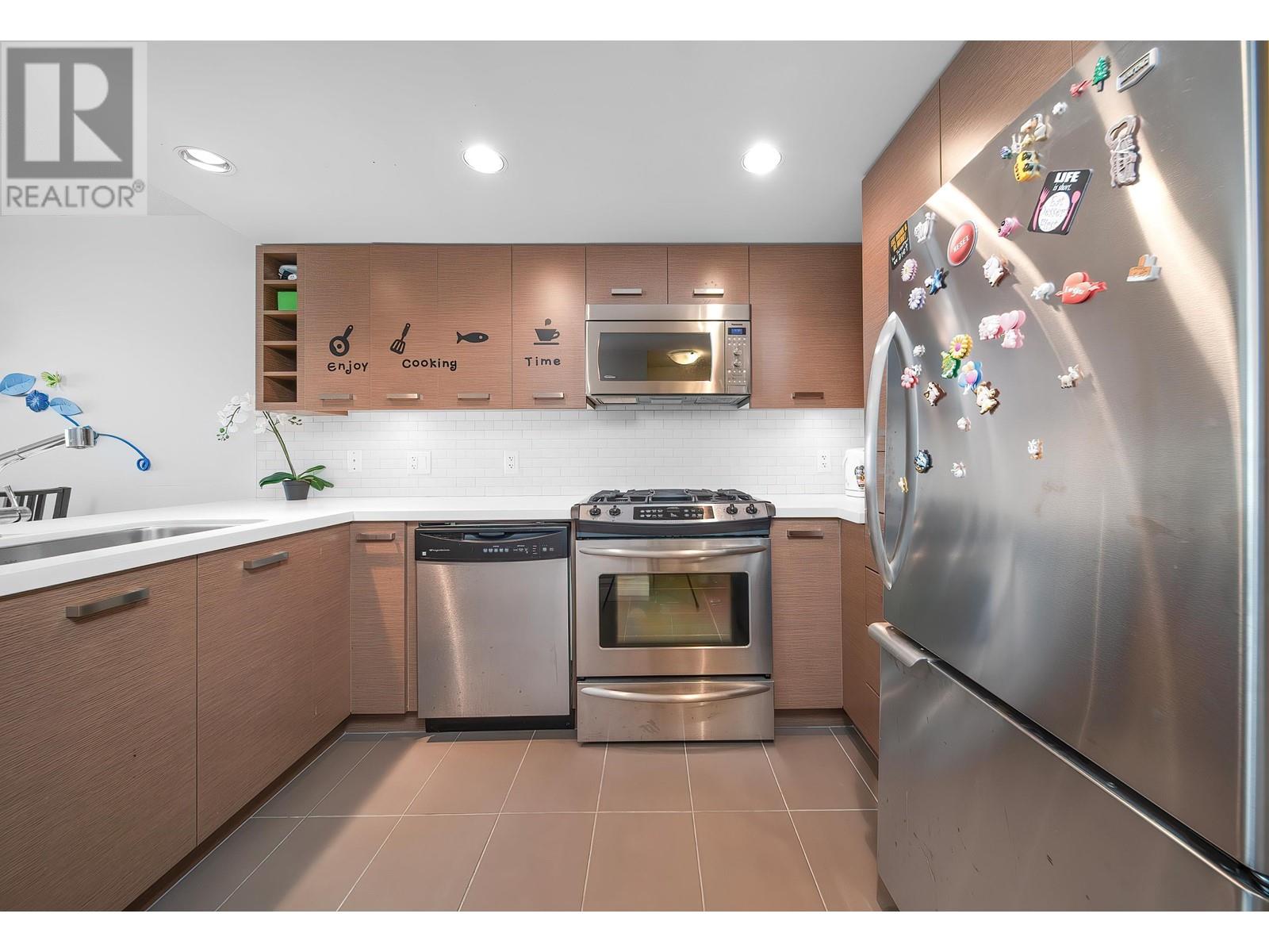 Listing Picture 7 of 37 : 1201 8033 SABA ROAD, Richmond / 烈治文 - 魯藝地產 Yvonne Lu Group - MLS Medallion Club Member