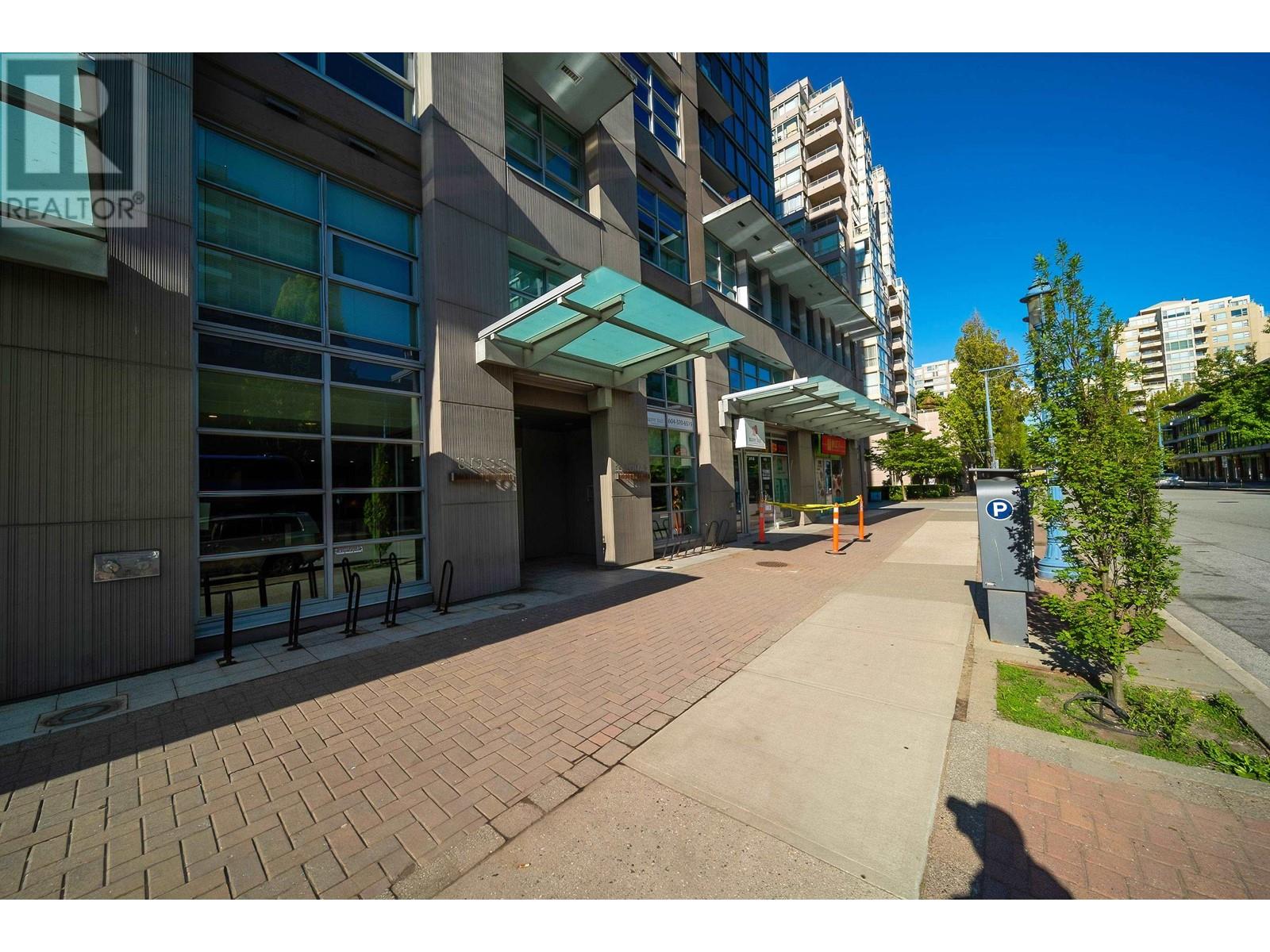 Listing Picture 37 of 37 : 1201 8033 SABA ROAD, Richmond / 烈治文 - 魯藝地產 Yvonne Lu Group - MLS Medallion Club Member