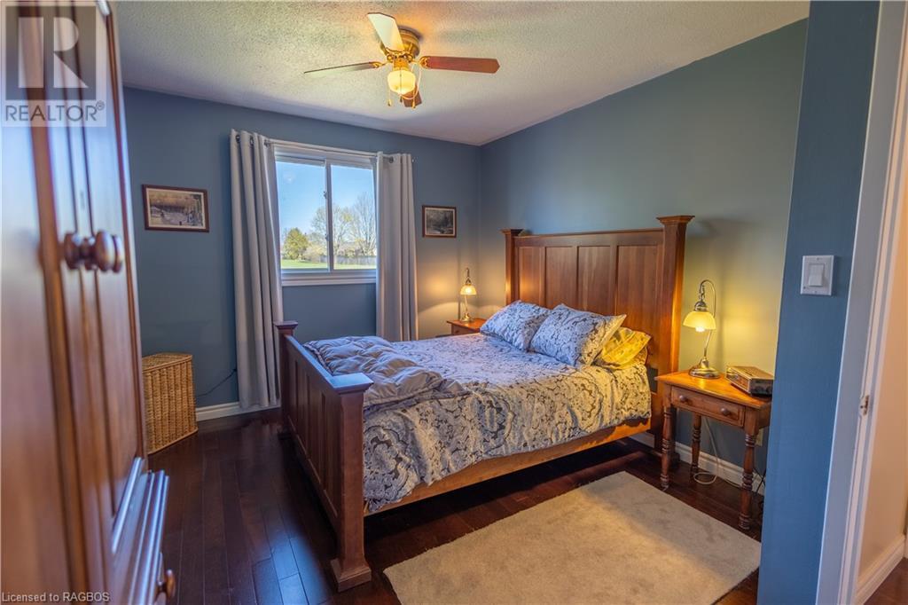 704 11th Street, Hanover, Ontario  N4N 3J4 - Photo 18 - 40652032