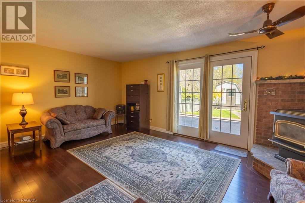 704 11th Street, Hanover, Ontario  N4N 3J4 - Photo 24 - 40652032