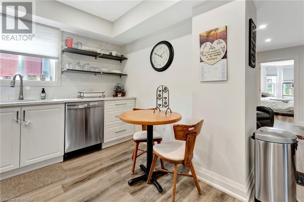 157 Terrace Hill Street, Brantford, Ontario  N3R 1G5 - Photo 30 - 40646132