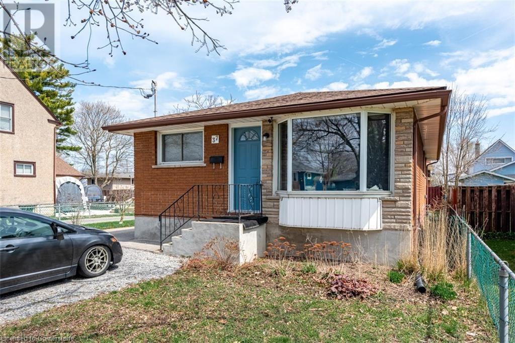 37 ST. AUGUSTINE Avenue Unit# Upper, welland, Ontario