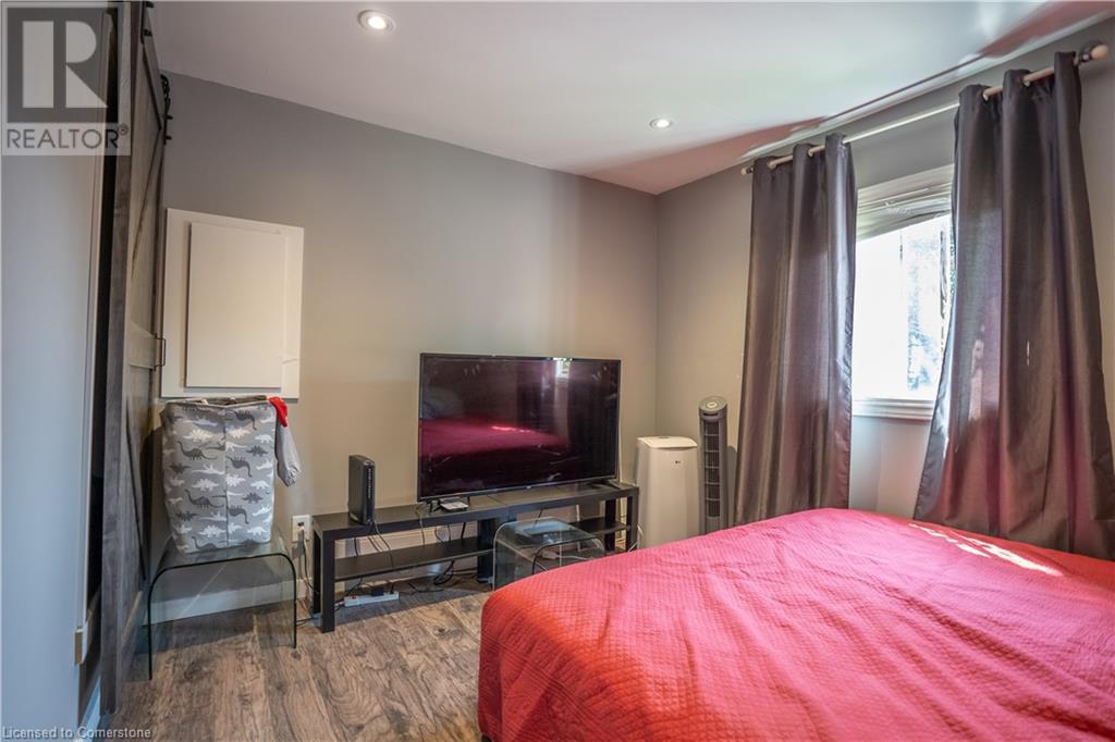 163 Emerald Street N, Hamilton, Ontario L8L 5K9 - Photo 42 - 40652127