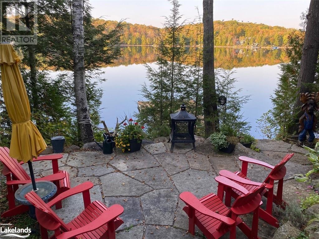 1052 Nutcracker Trail, Haliburton, Ontario K0M 1S0 (27463885
