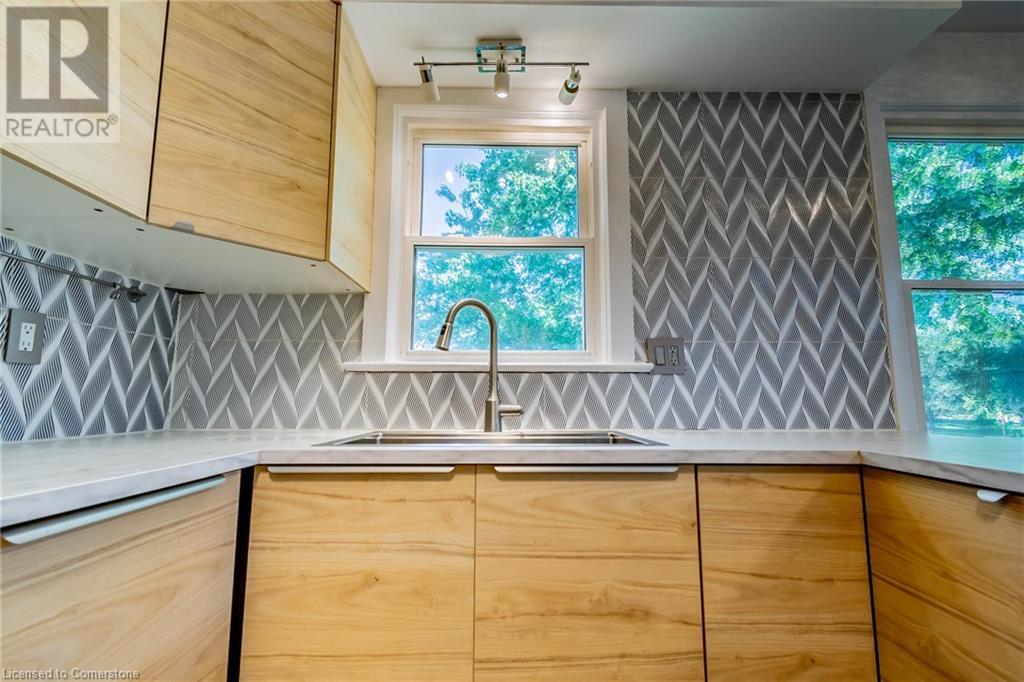 355 Bernard Avenue, Ridgeway, Ontario L0S 1N0 - Photo 11 - 40652215