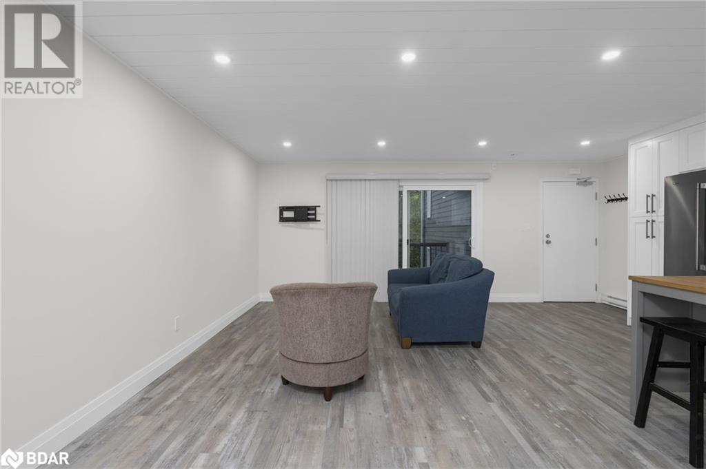 1102 Horseshoe Valley Road W Unit# 220, Barrie, Ontario  L4M 4Y8 - Photo 10 - 40652678