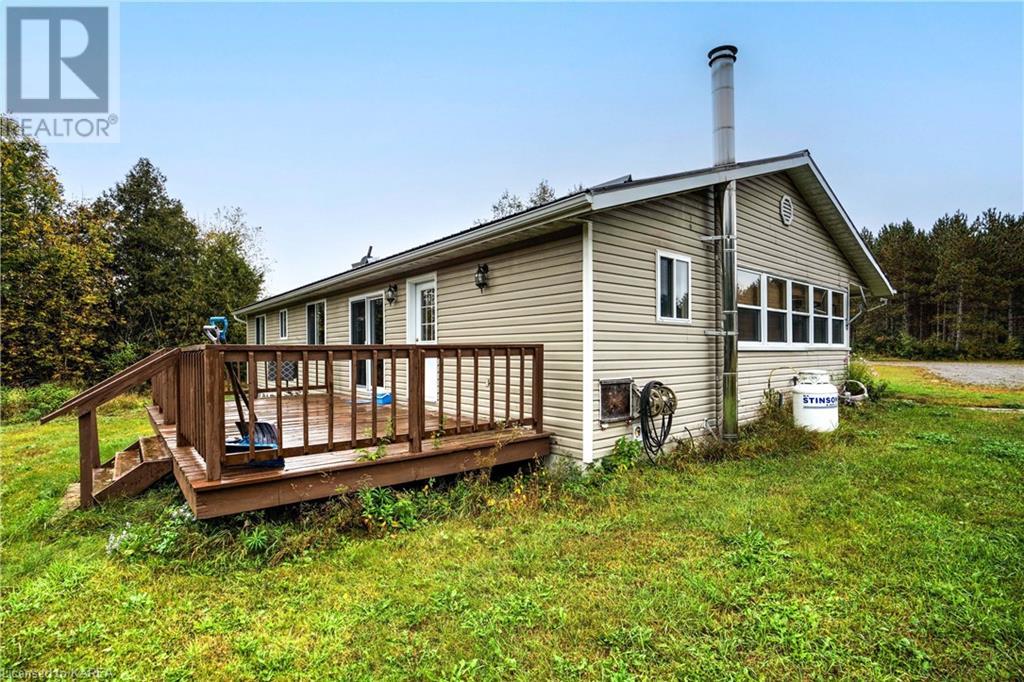 1968 Matawatchan Road, North Frontenac, Ontario  K0J 2R0 - Photo 11 - 40650037