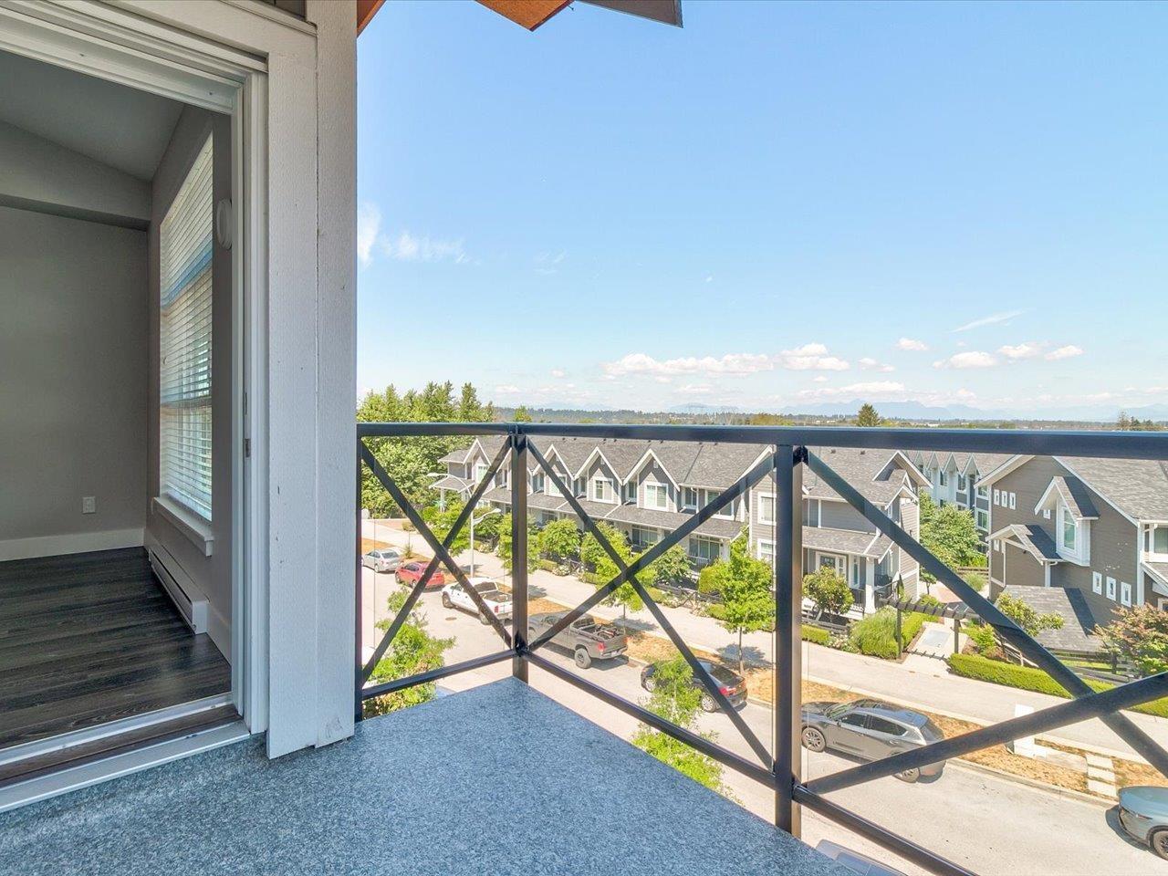 401 14550 Winter Crescent, Surrey, British Columbia  V4P 0G4 - Photo 11 - R2929411