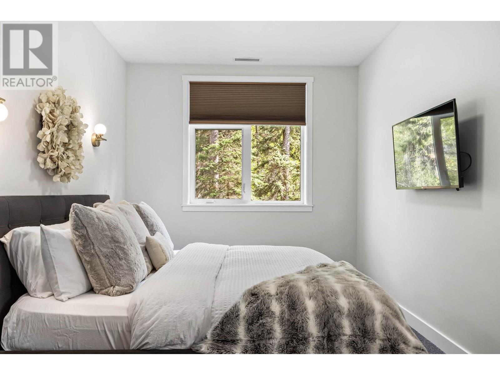 201-1130 Sun Peaks Rd, Sun Peaks, British Columbia  V0E 5N0 - Photo 11 - 181111