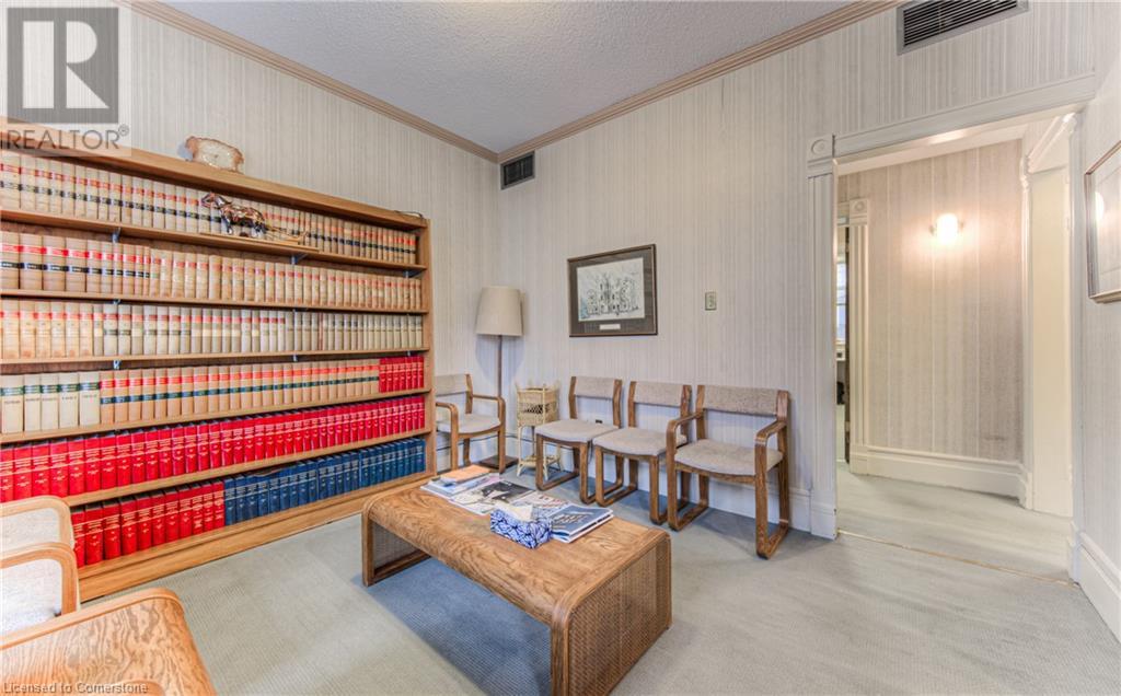 9 Ahrens Street W, Kitchener, Ontario  N2H 4B6 - Photo 7 - 40650291