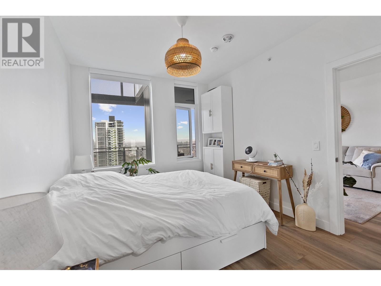 Listing Picture 6 of 27 : 1903 4433 ALASKA STREET, Burnaby / 本拿比 - 魯藝地產 Yvonne Lu Group - MLS Medallion Club Member