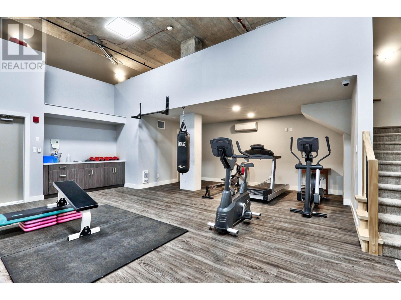 200-5170 Dallas Drive, Kamloops, British Columbia   - Photo 20 - 181110