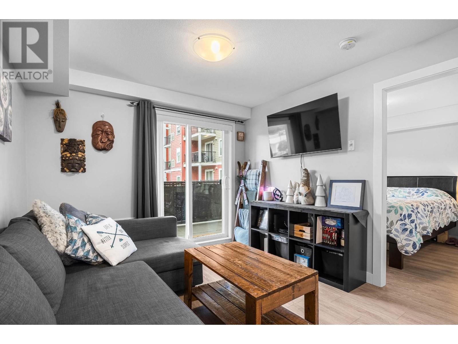 200-5170 Dallas Drive, Kamloops, British Columbia   - Photo 6 - 181110