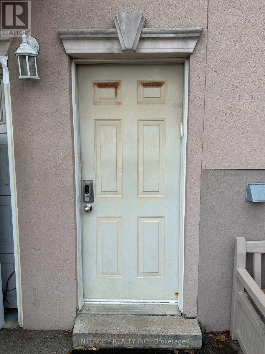 Bsmt - 222 Combe Avenue, Toronto, Ontario  M3H 4K5 - Photo 2 - C7405902