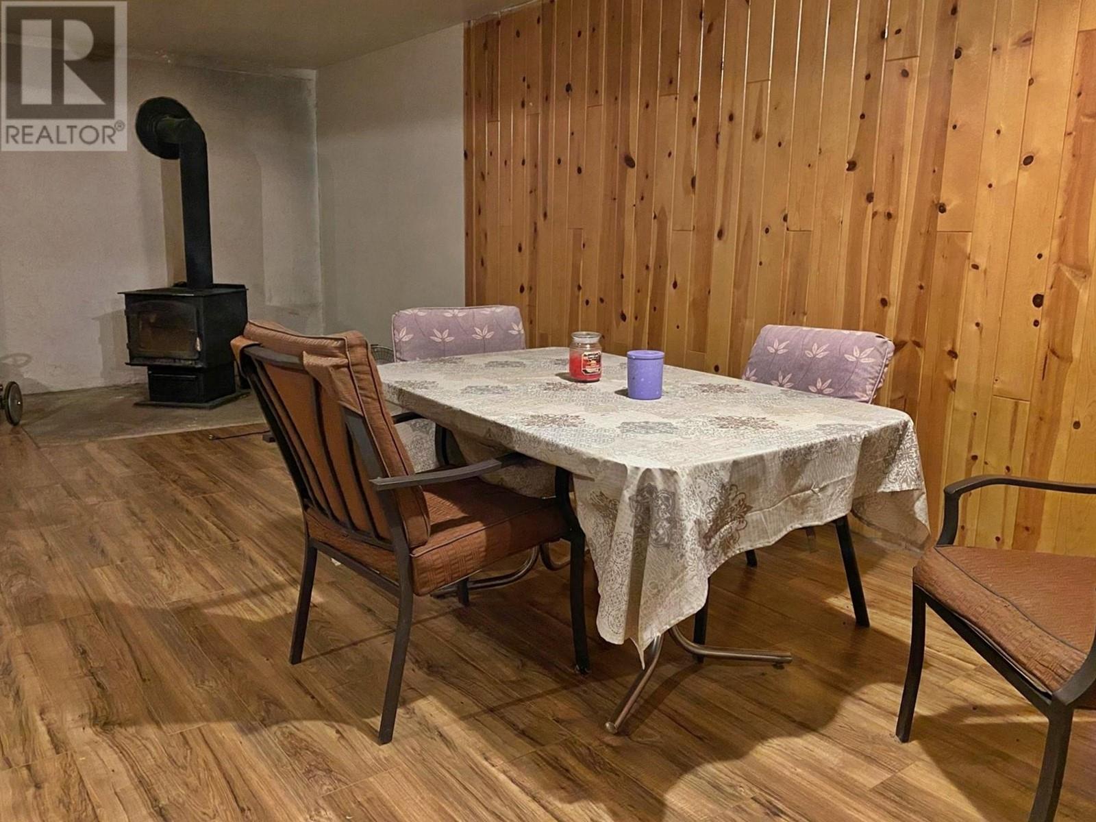 324 Dunlevy Road, Clearwater, British Columbia  V0E 1N2 - Photo 14 - 181112