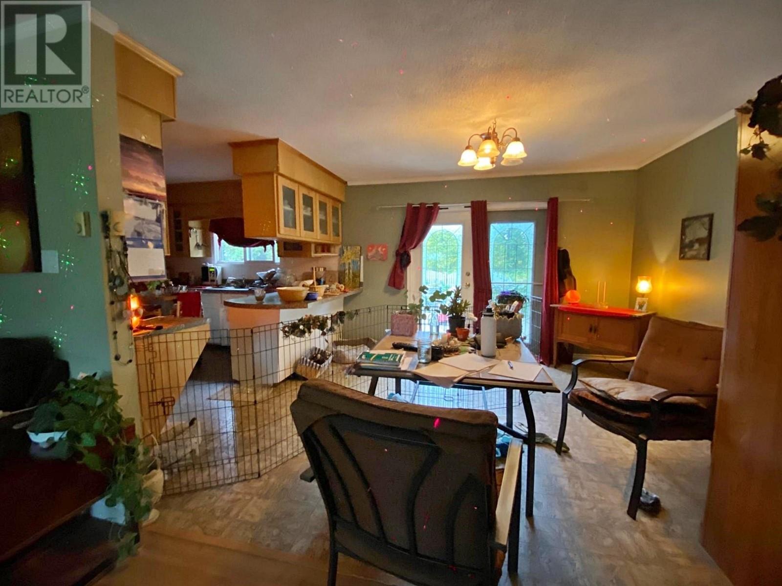 324 Dunlevy Road, Clearwater, British Columbia  V0E 1N2 - Photo 8 - 181112