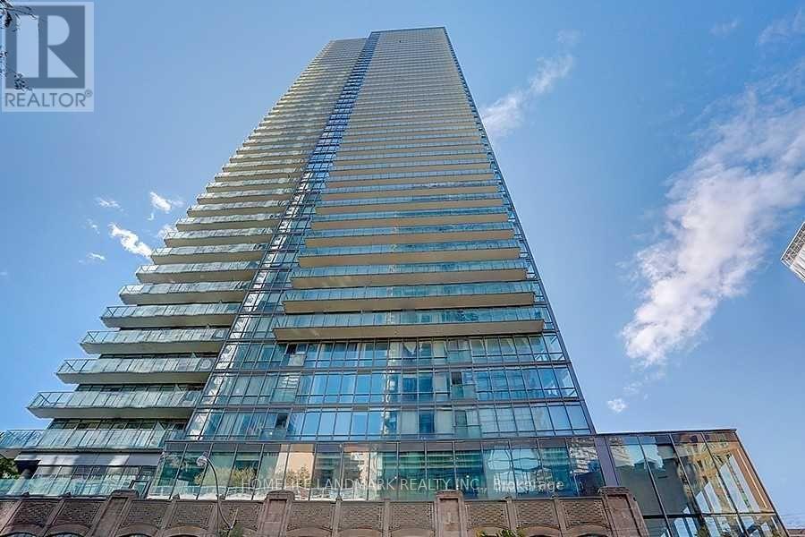 4808 - 832 BAY STREET, Toronto, Ontario