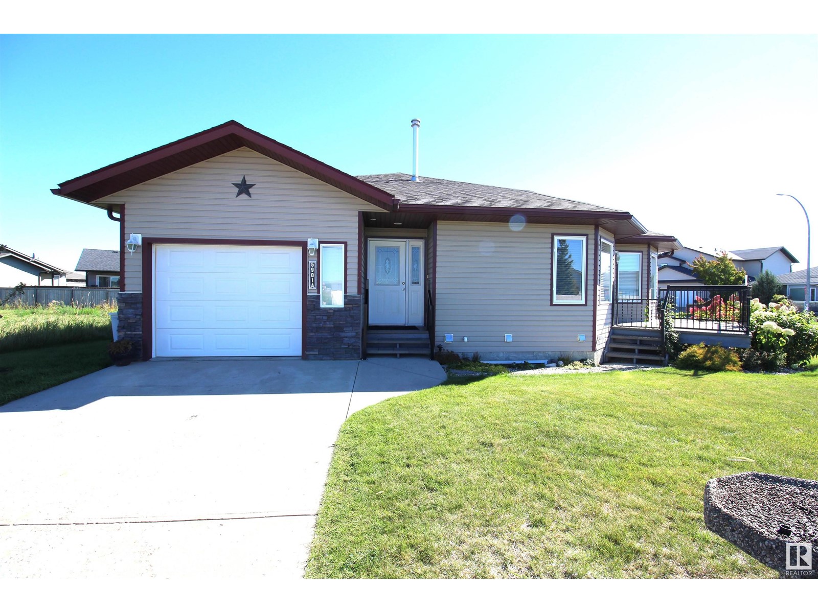 5901a 46 St, Barrhead, Alberta  T7N 0A4 - Photo 1 - E4407824