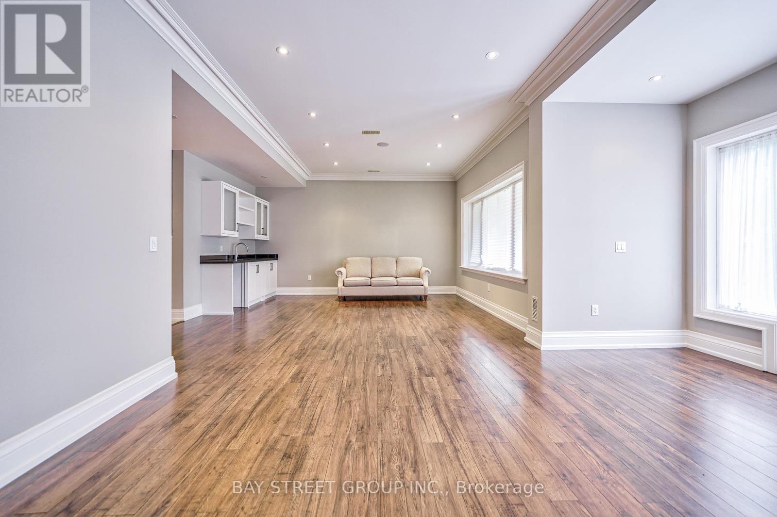 219 Johnston Avenue, Toronto, Ontario  M2N 1H4 - Photo 33 - C9362766