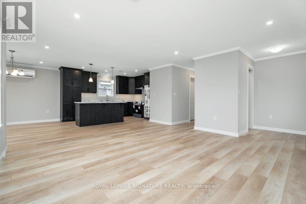 18 Briar Wood Place, Innisfil, Ontario  L0L 1L0 - Photo 8 - N9356848