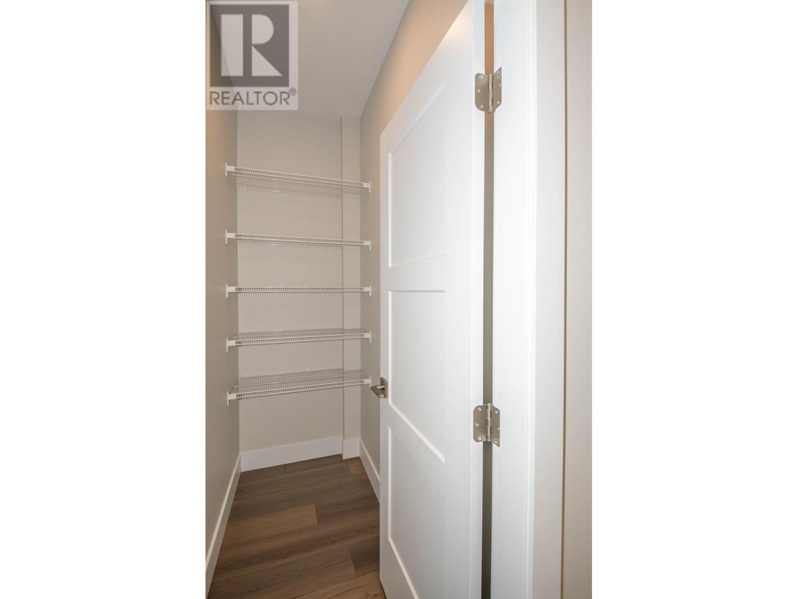 137-200 Grand Boulevard, Kamloops, British Columbia  V2C 0H3 - Photo 16 - 181114