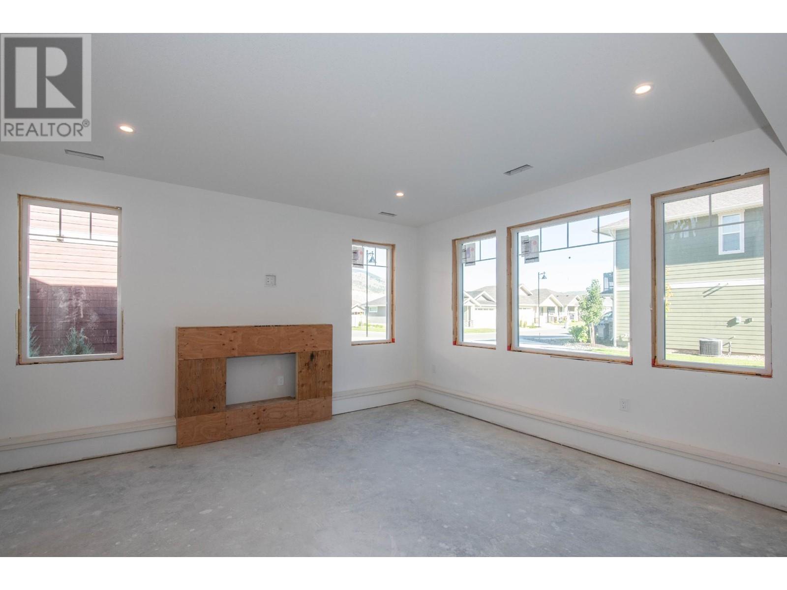 137-200 Grand Boulevard, Kamloops, British Columbia  V2C 0H3 - Photo 19 - 181114