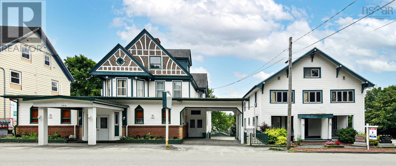 172, 184, 194 King Street, windsor, Nova Scotia