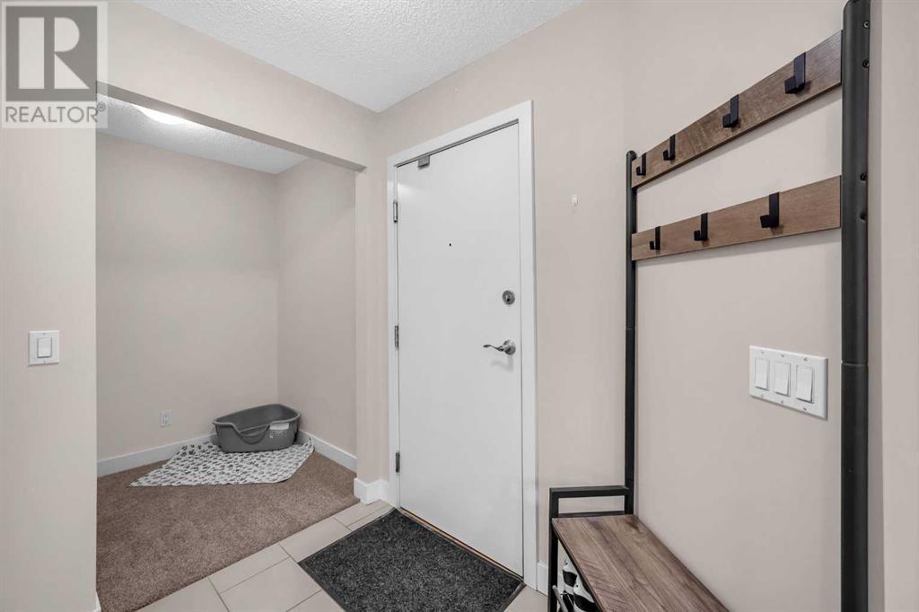 312, 35 Richard Court Sw, Calgary, Alberta  T3E 7N9 - Photo 3 - A2160372