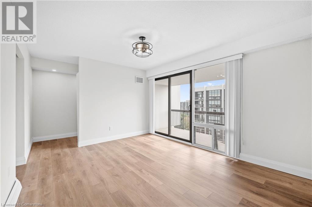 2175 Marine Drive Unit# 1501, Oakville, Ontario  L6L 5L5 - Photo 27 - 40653227