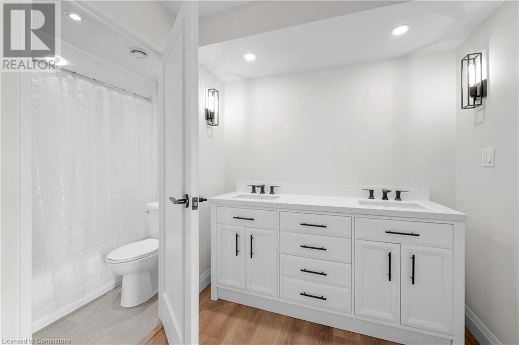 2175 Marine Drive Unit# 1501, Oakville, Ontario  L6L 5L5 - Photo 30 - 40653227