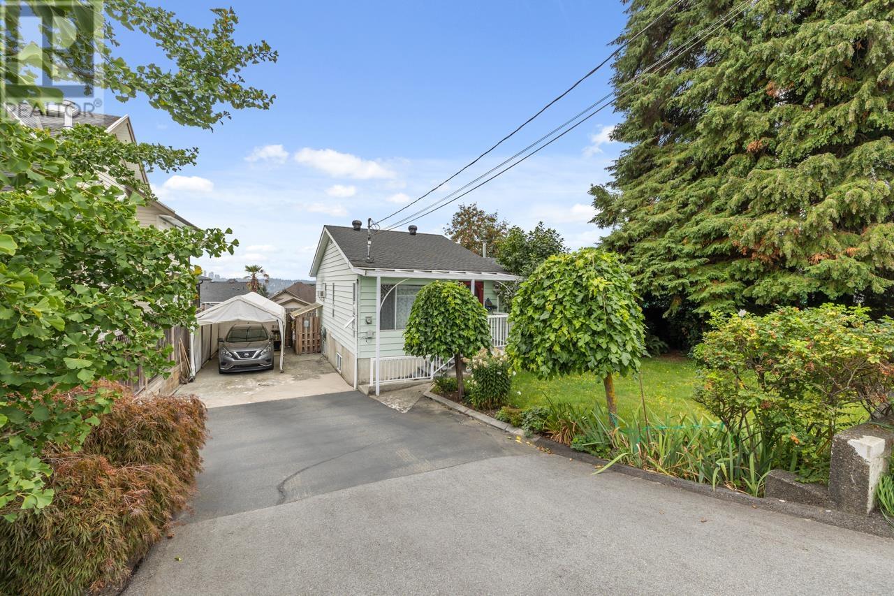 Property at 1020 WALLS AVENUE image 4