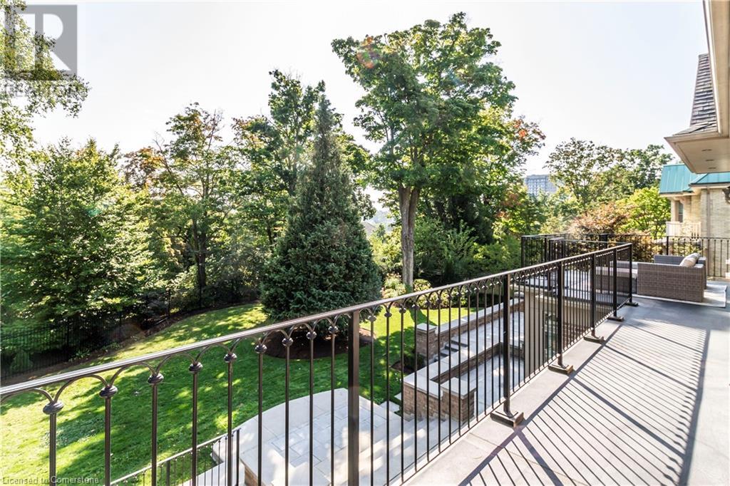 18 Crescent PlaceCambridge, Ontario  N1S 2N8 - Photo 24 - 40652733