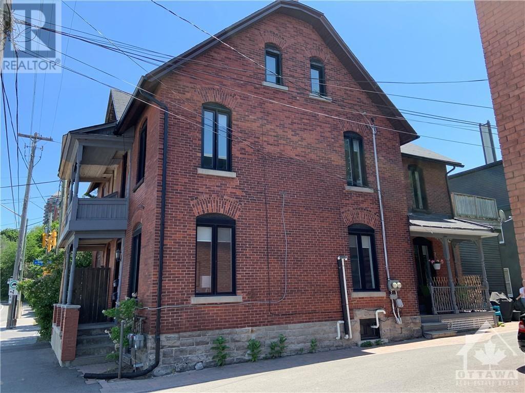 686 Albert Street, Ottawa, Ontario  K1R 6L3 - Photo 2 - 1413614