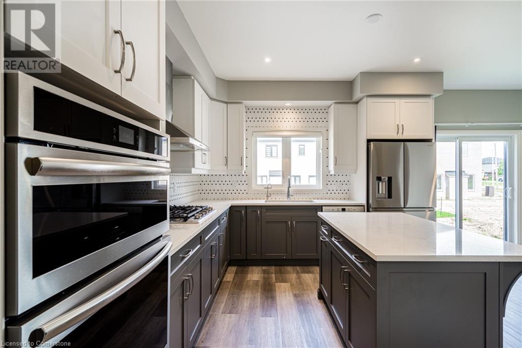 219 Klein Circle, Hamilton, Ontario  L9G 3K9 - Photo 15 - 40653318