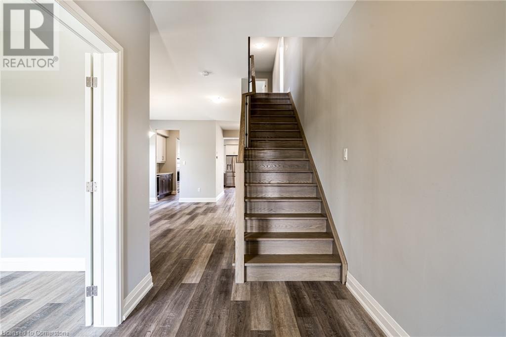 219 Klein Circle, Hamilton, Ontario  L9G 3K9 - Photo 3 - 40653318