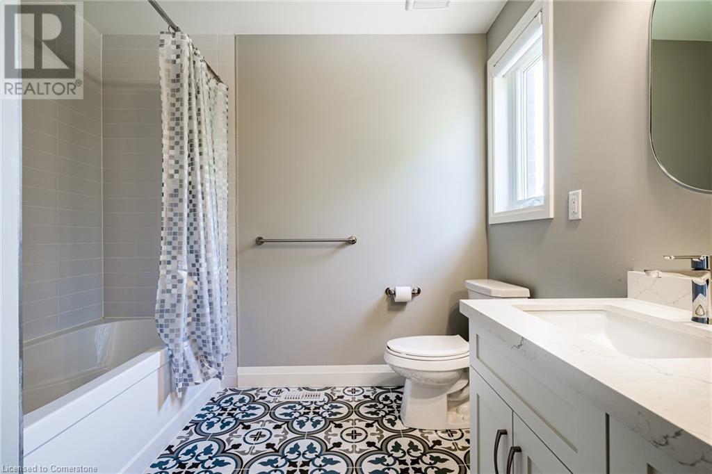 219 Klein Circle, Hamilton, Ontario  L9G 3K9 - Photo 40 - 40653318