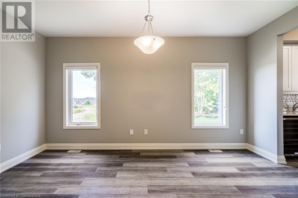 219 Klein Circle, Hamilton, Ontario  L9G 3K9 - Photo 9 - 40653318