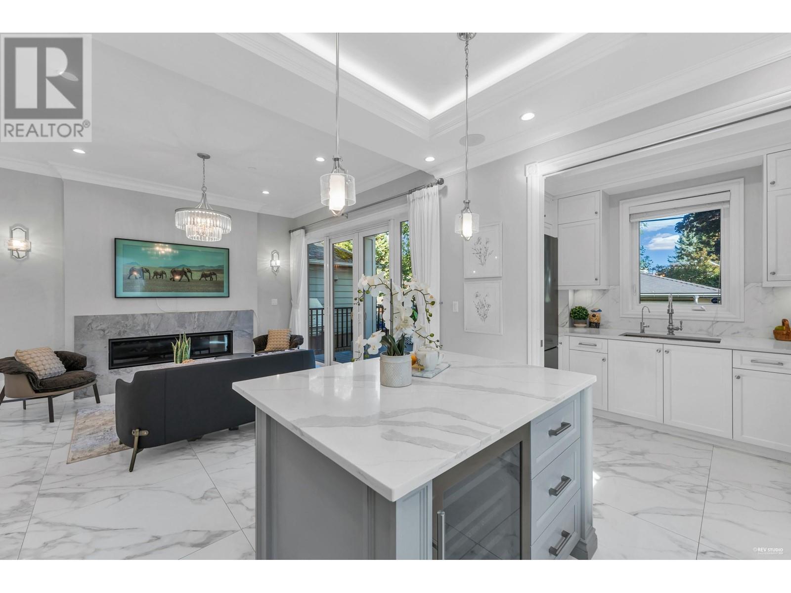 4627 W 15TH AVENUE, Vancouver, British Columbia One Percent Realty