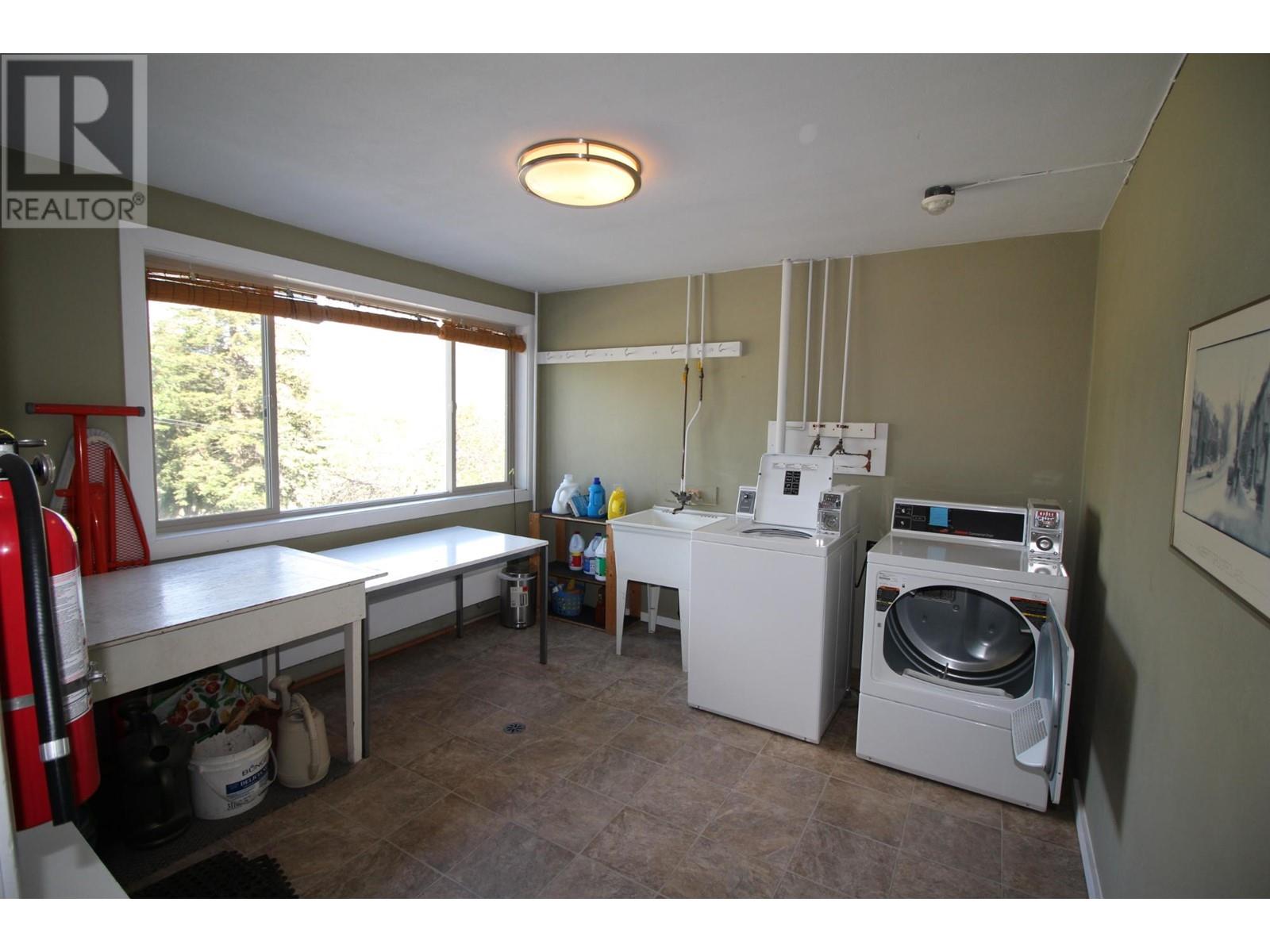 533 2nd Ave, Kamloops, British Columbia   - Photo 17 - 181116