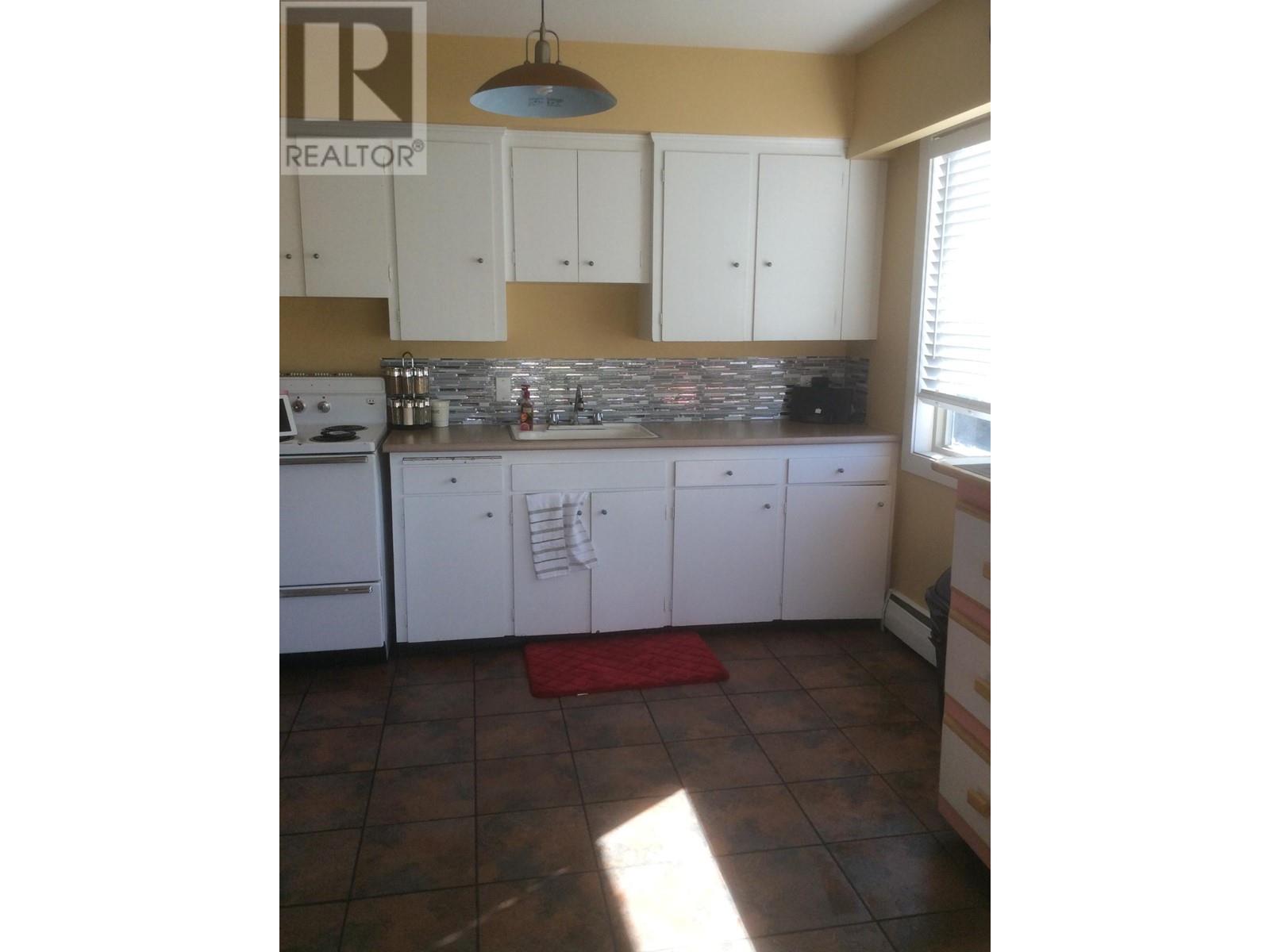 533 2nd Ave, Kamloops, British Columbia   - Photo 7 - 181116