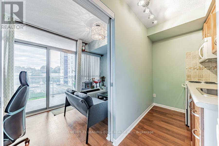 305 - 2464 Weston Road, Toronto (Weston), Ontario  M9N 0A2 - Photo 6 - W9368086